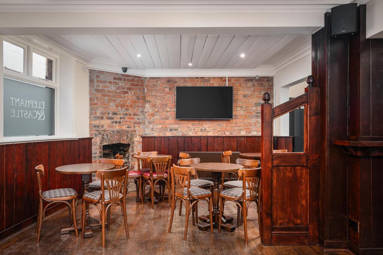Elephant And Castle Wakefield Ngoại thất bức ảnh